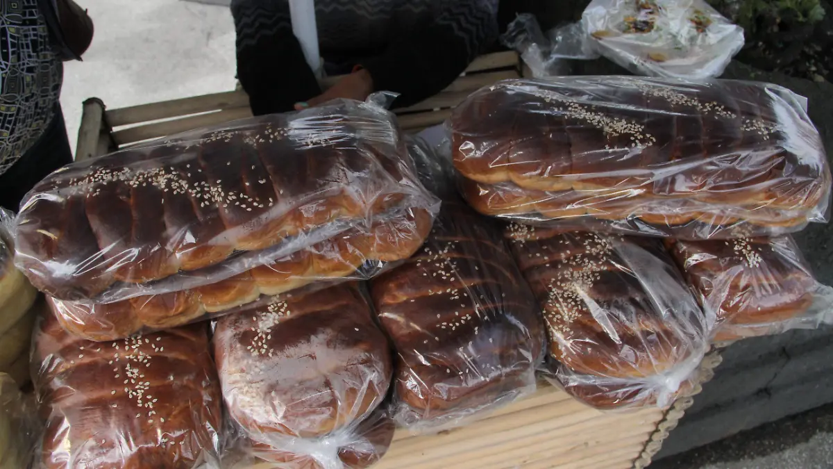 JE040820239757Pan de Feria